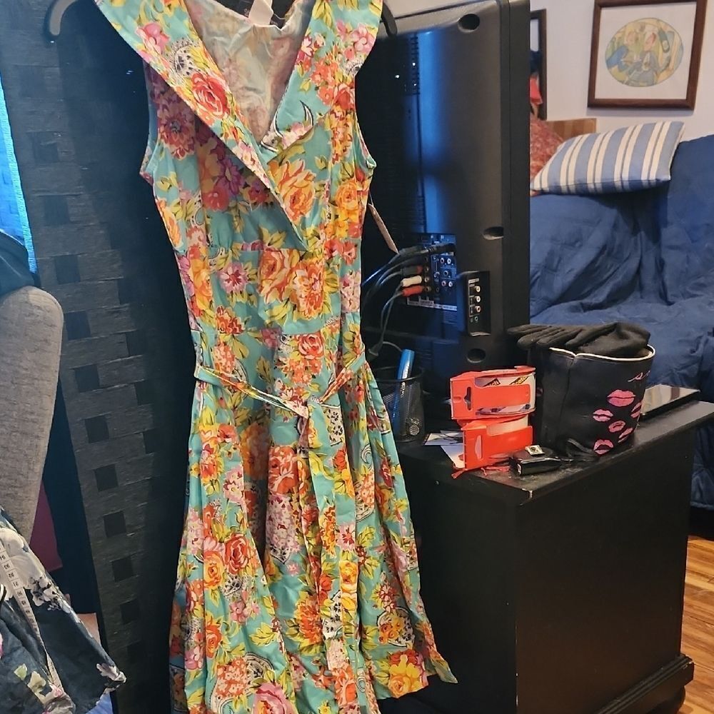 Heart Of Haute Floral Sleeveless Dress - Multicolor Size S